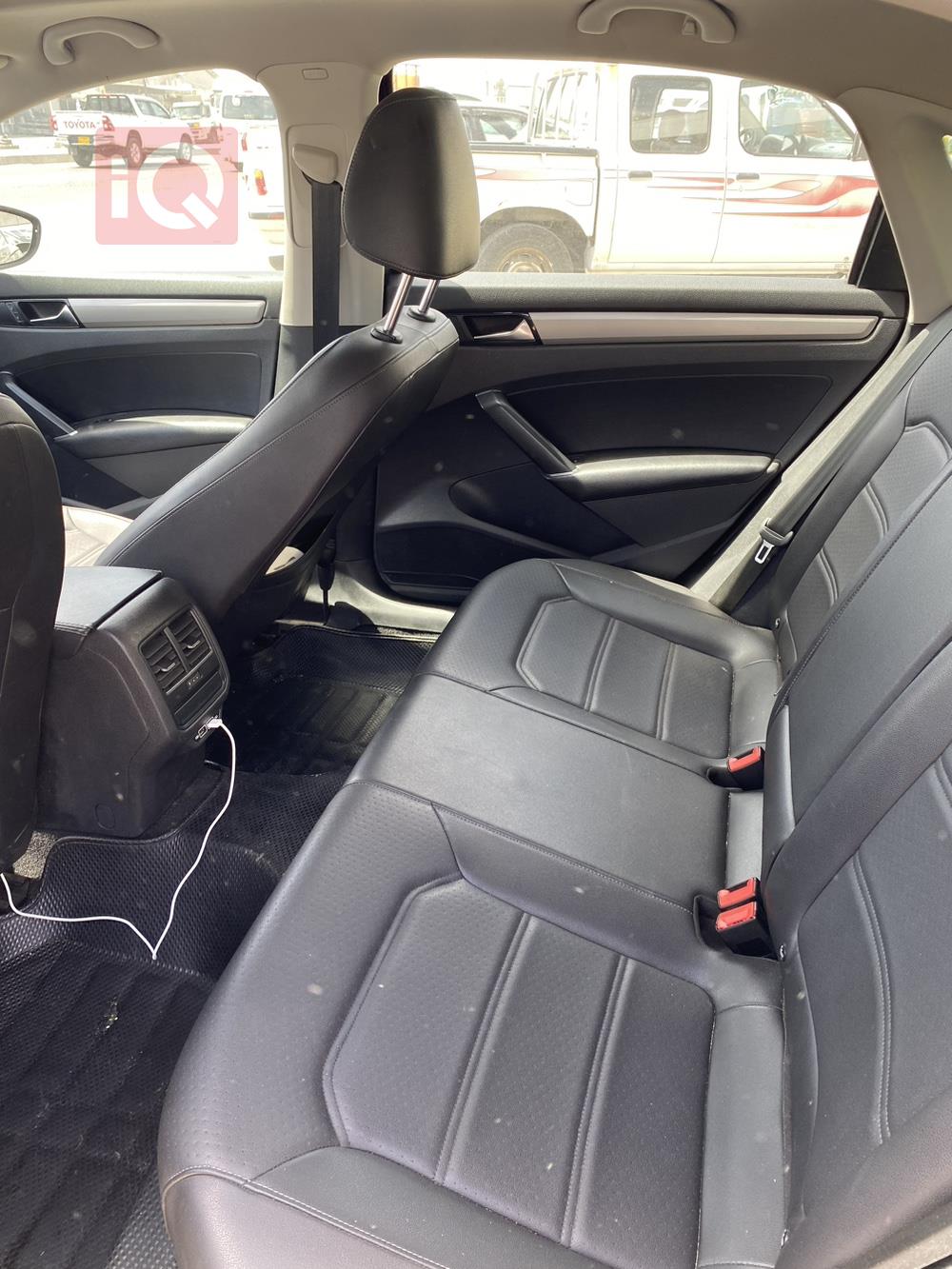 فولكسفاغن باسات